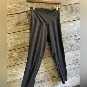 Aerie 7/8 cropped leggings womens L